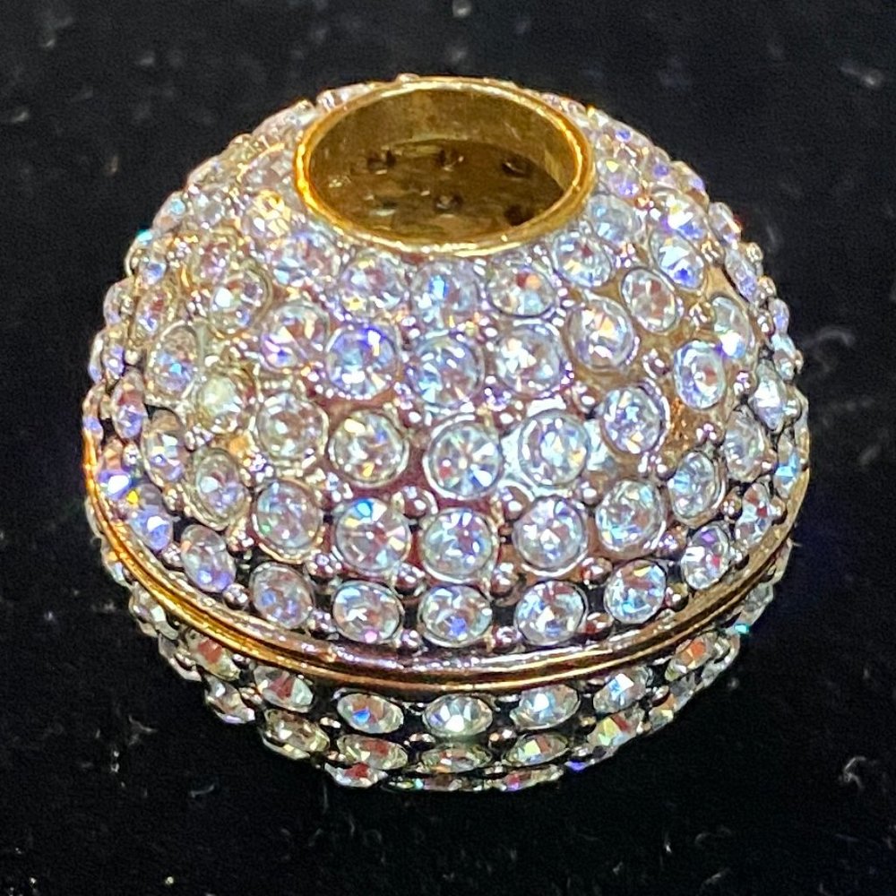 Fifth Avenue Collection Vintage Meridian Ball NWOT